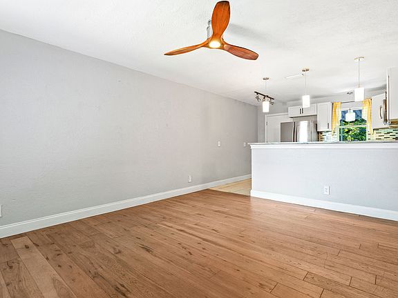 4th image of 1230 70th St N APT 3