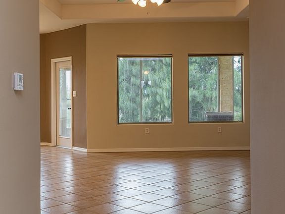 5th image of 16 Augusta Ct