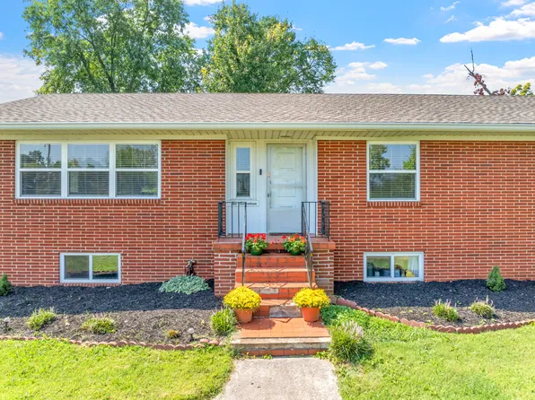 217 Buckingham Dr, Knoxville, TN 37909