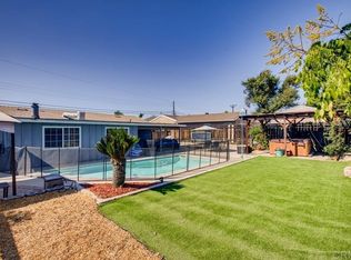 9405 E Heaney Cir, Santee, CA 92071