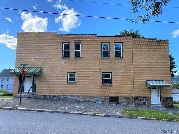3rd image of 569 Forest Ave #571