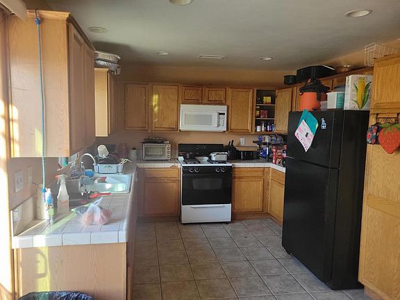 3rd image of 1330 Shore Manor St