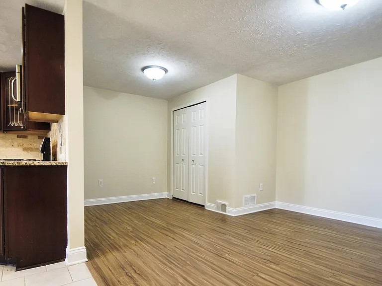 13331 Caves Rd — Photo 10