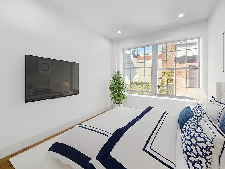 401 Gates Ave #4C — Photo 4
