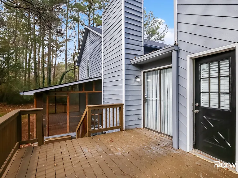 1181 Norfolk Dr NW — Photo 15