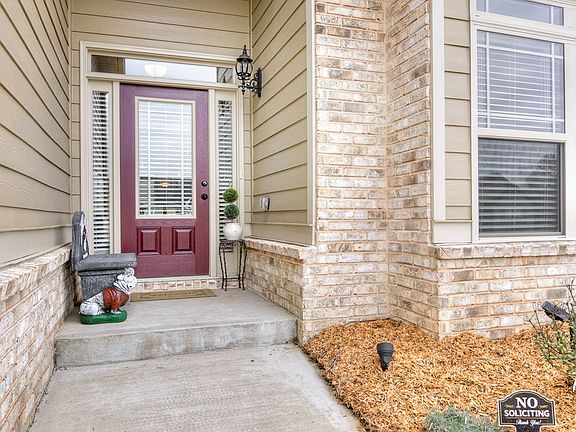 2nd image of 3648 Dwyer Ln