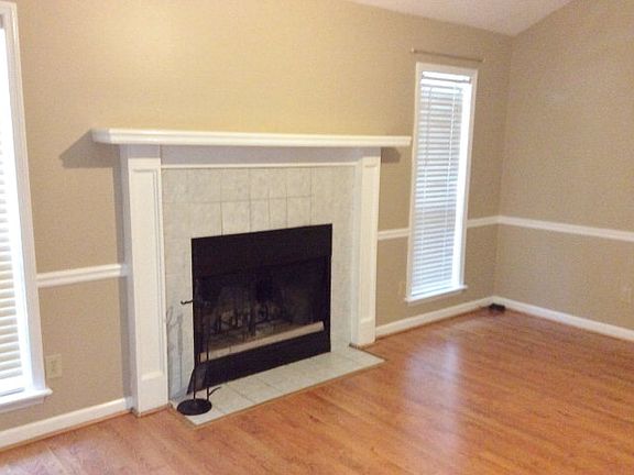 2nd image of 3020 Otter Ct