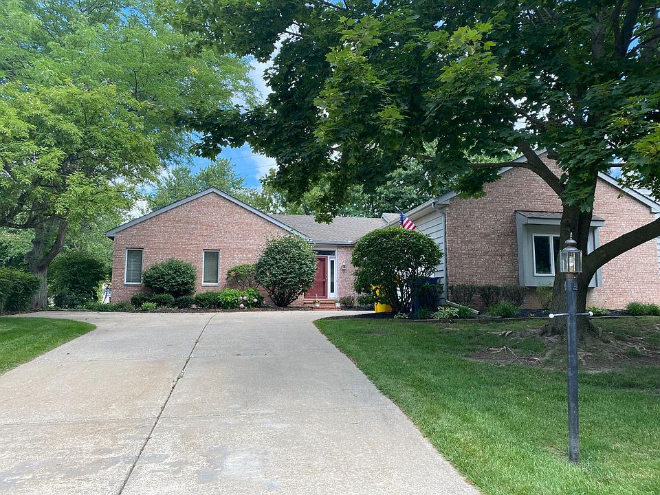3719 Chimney Hill Dr, Valparaiso, IN 46383 MLS 533882 Zillow