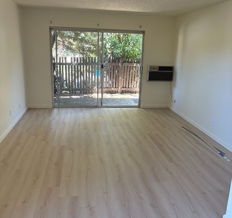 1st image of 5104 Roma St #5104