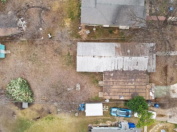 3rd image of 123 Gray St