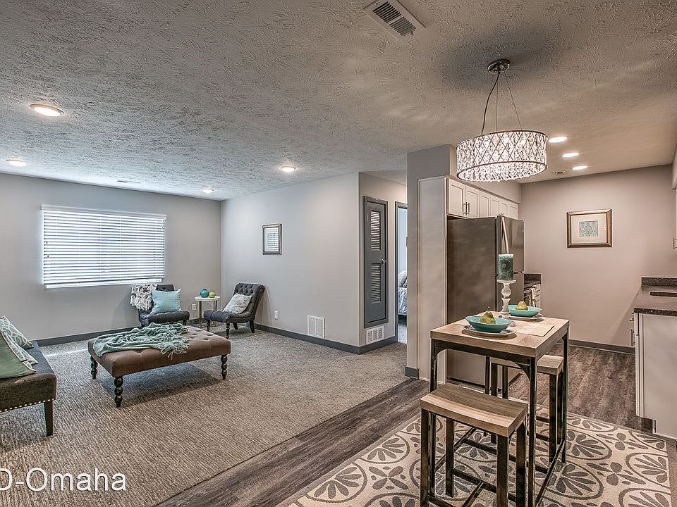 1st image of 534 Park Ave #131