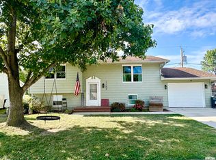 1107 Coronado W, Jacksonville, IL 62650