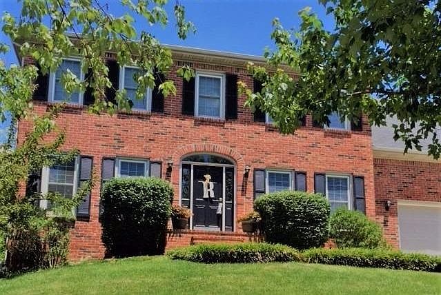 1st image of 1365 Glenview Dr