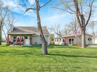 123 E 10th Ave, Belle Plaine, KS 67013