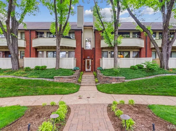 5579 Waterman Blvd APT A, Saint Louis, MO 63112
