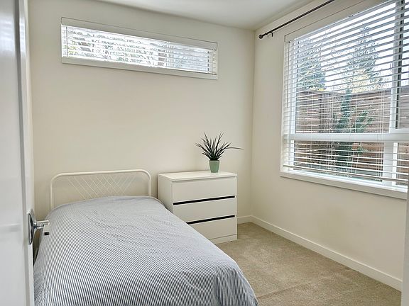 3rd Bed Room / Office facing Private Court Yard (s)