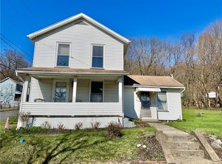204 E Grant St, Lowellville, OH 44436