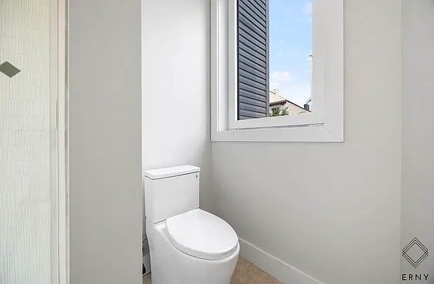 Bathroom, photo 4