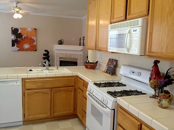 3rd image of 1675 Blanchard Dr