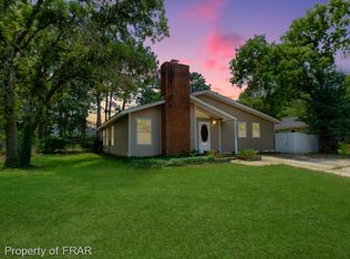 5601 Bowman Ct, Fayetteville, NC 28304