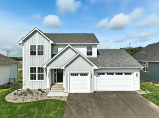 10261 Shadyview Ln N, Maple Grove, MN 55311