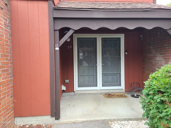 25 Laurelbrook Ct, Cresson, PA 16630