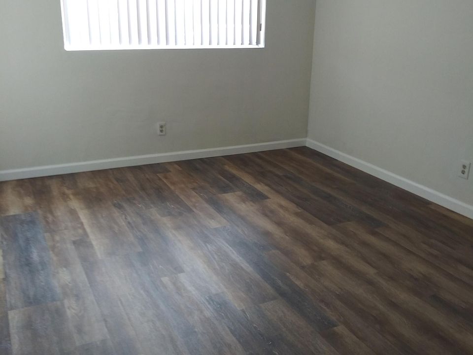 1st image of 6235 Stanley Ave #10