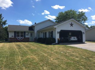 1122 Sycamore St, Delavan, WI 53115