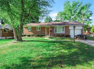 920 Teurville Dr, Saint Louis, MO 63137
