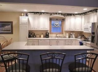216 Meadow Dr, Treynor, IA 51575