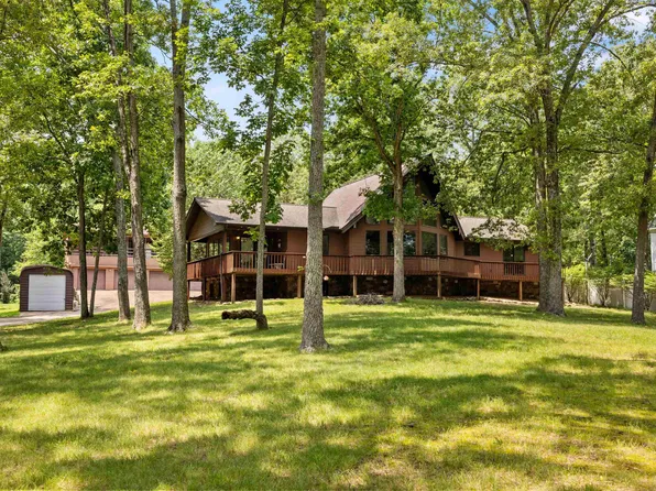 416 Alben Barkley Ln, Benton, KY 42025