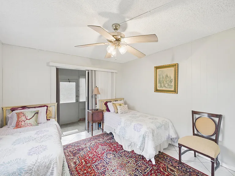 52 Saxony Cir #52-B — Photo 44