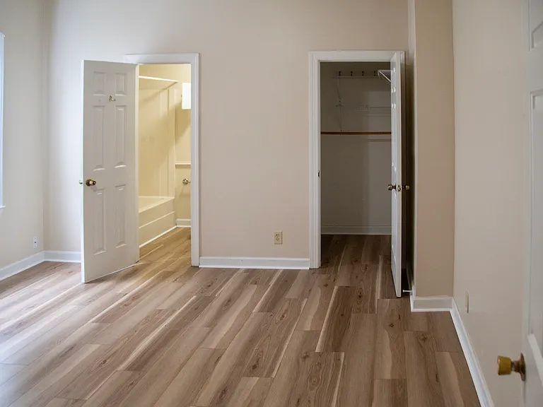 216 Cary St — Photo 6