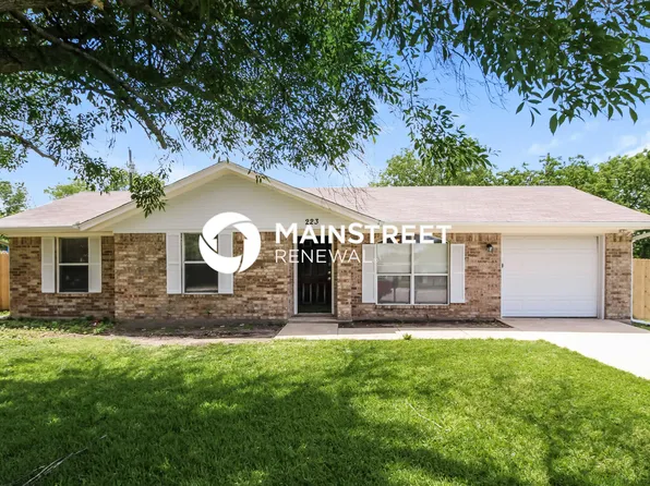 223 Brook Cir, Krum, TX 76249