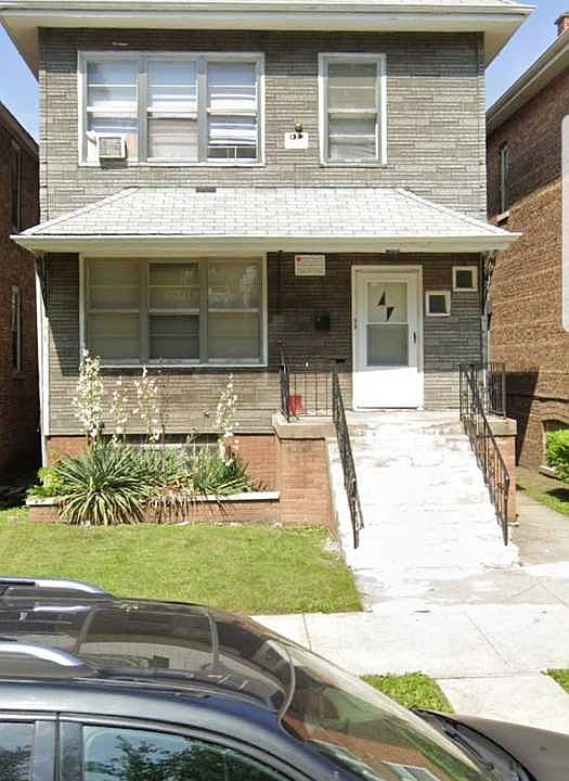 1st image of 8312 S Burnham Ave
