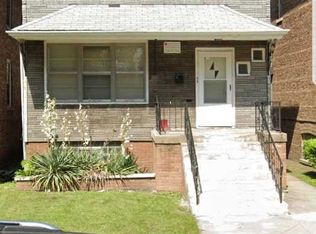 8312 S Burnham Ave, Chicago, IL 60617