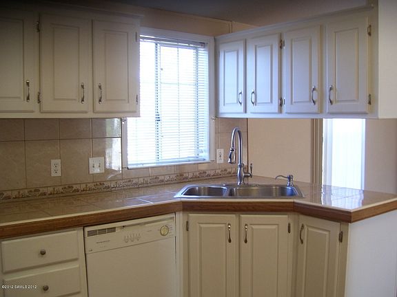 4th image of 4373 E Bevers St