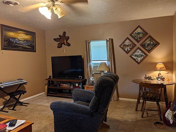 5th image of 2701 Hanson St