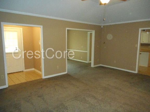 5th image of 6968 Oakland Chase