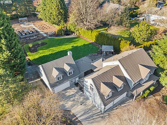 5th image of 17300 NE 40th St