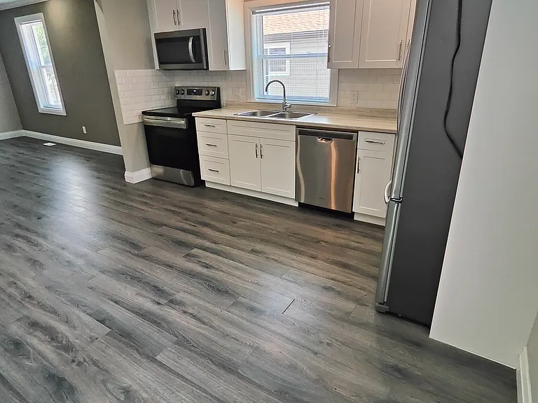 50 Pearl St — Photo 21