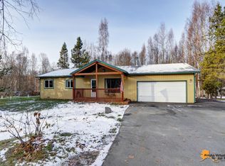 21624 Oberg Rd, Chugiak, AK 99567