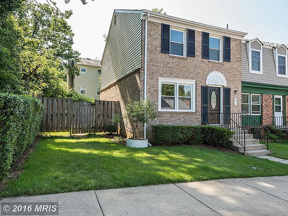 2nd image of 2050 Mayflower Dr