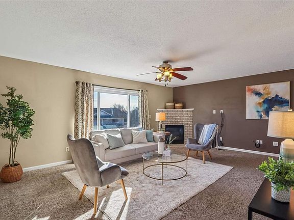 4th image of 430 Lilac St