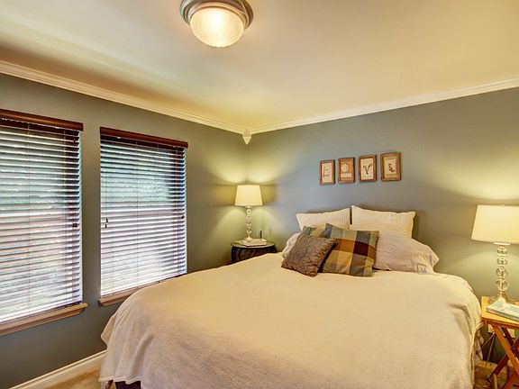 4th image of 2647 Saint Helens Pl