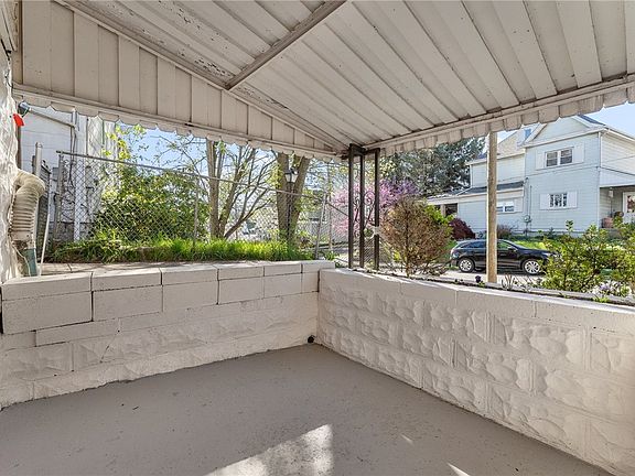 3rd image of 102 Woodland Ave