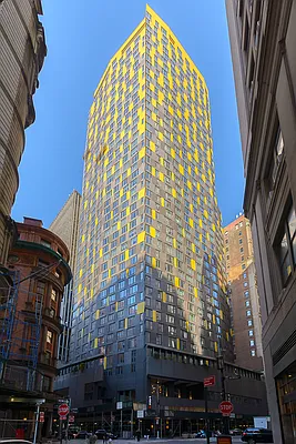 Sold by Bah Realty Group LLC | media 24