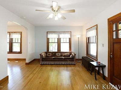 3rd image of 1208 Valley Ave NW