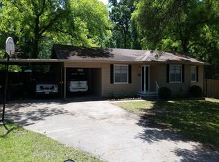 2105 Palmore Rd, Lufkin, TX 75904