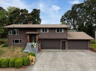 251 Allendale Dr, Saint Helens, OR 97051